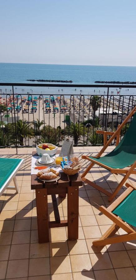 B&B Attico Mare Σαν Μπενεντέτο ντελ Τρόντο Εξωτερικό φωτογραφία
